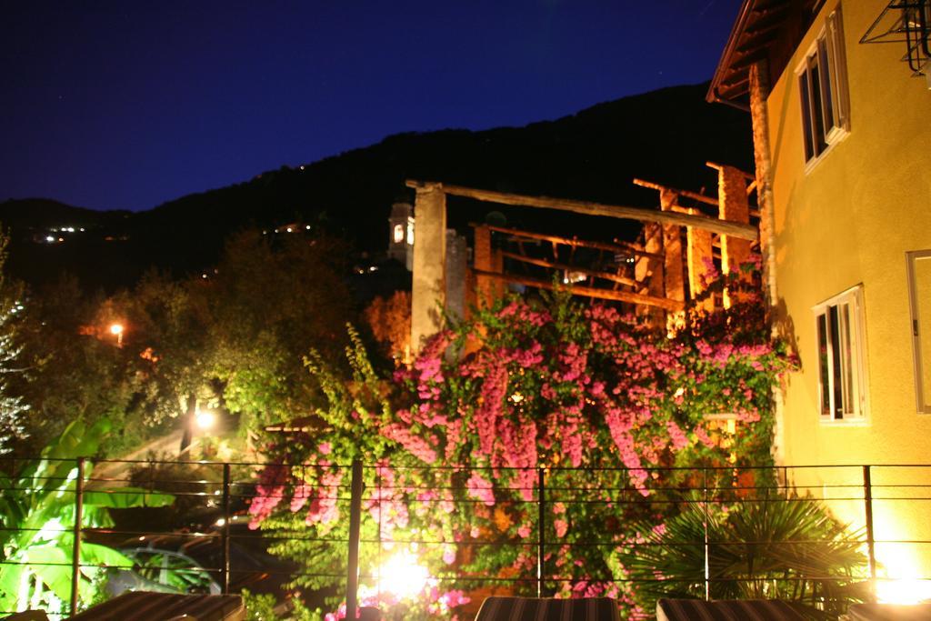 Villa Residence La Limonaia Gargnano Szoba fotó